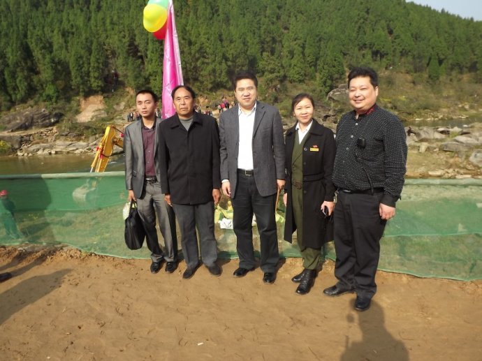 盐亭县剑河乡"完美春天爱心桥"11日开工建设